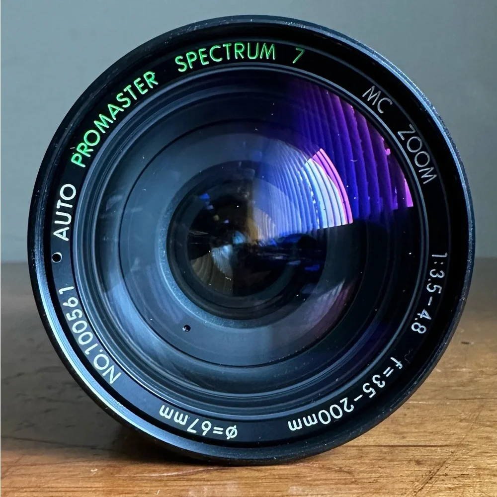 Promaster Spectrum 7 f35-200mm Auto MC 67mm 1:3.5-4.8 Zoom Lens